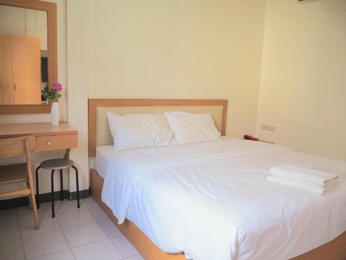 Nana Best Inn Hotel Makkasan Екстер'єр фото