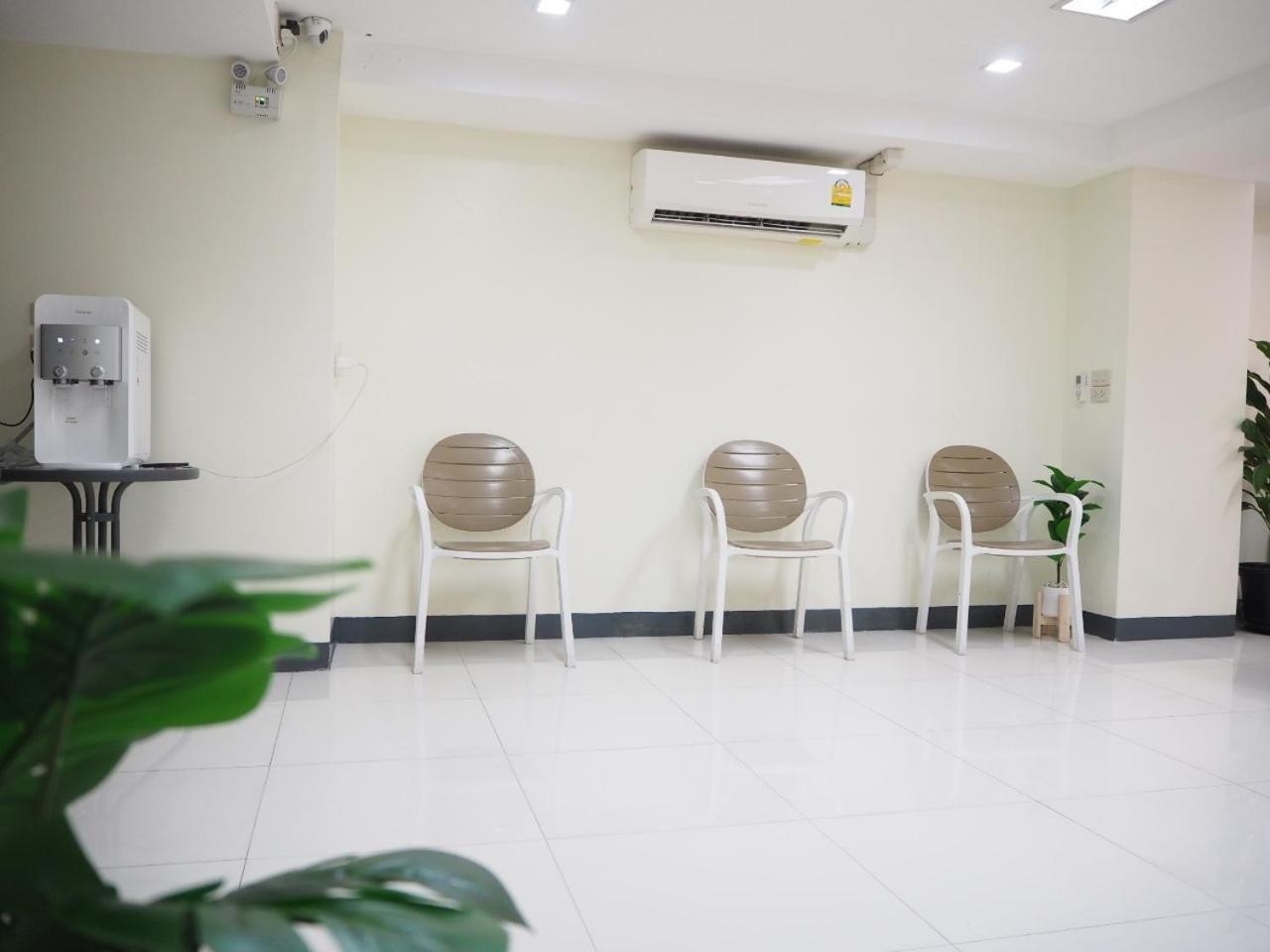 Nana Best Inn Hotel Makkasan Екстер'єр фото